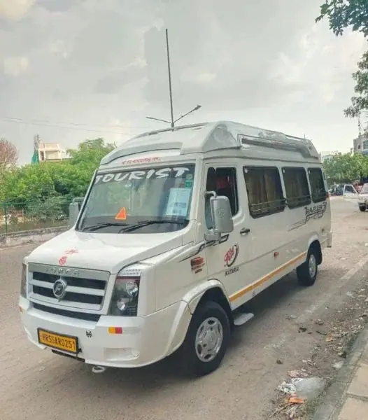 Top 12, 16, 17 Seater Tempo Traveller on Rent in Jaipur – Rajasthan Tempo Traveller