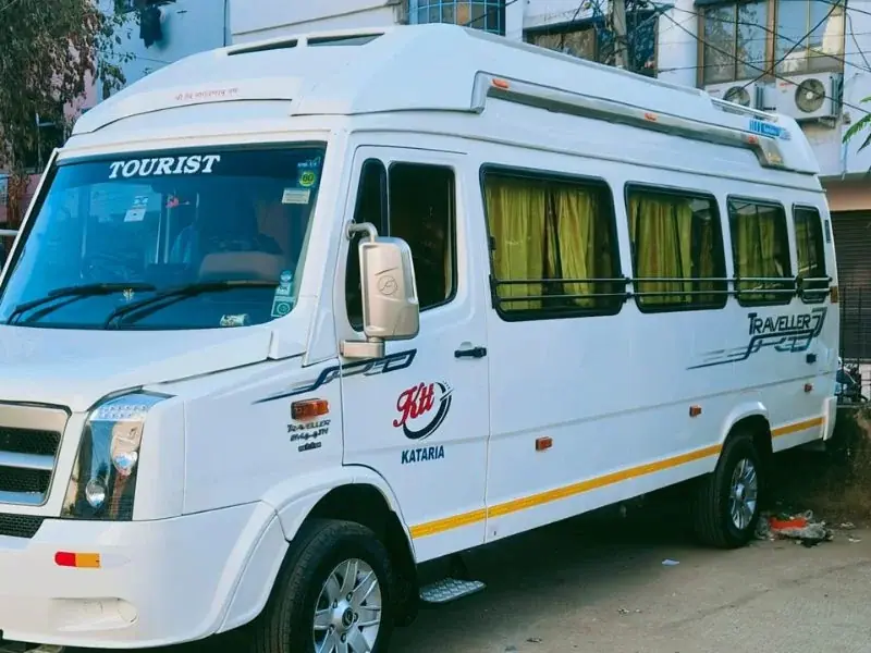 Top 12, 16, 17 Seater Tempo Traveller on Rent in Jaipur – Rajasthan Tempo Traveller
