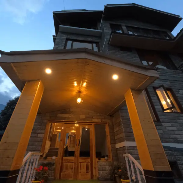 Saanjh Retreat – A Nature Retreat Hotel in Manali Offering Best Affordable Hotels in Manali
