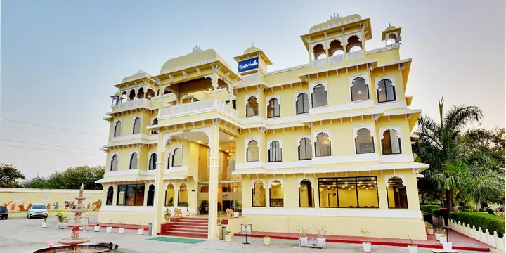 Best Resorts to Stay in Udaipur