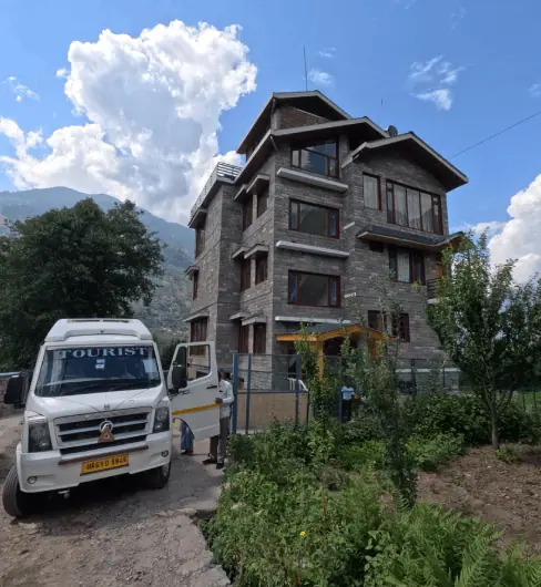 Saanjh Retreat – A Nature Retreat Hotel in Manali Offering Best Affordable Hotels in Manali